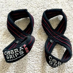 Men’s Cobra grips, figure 8 lifting straps